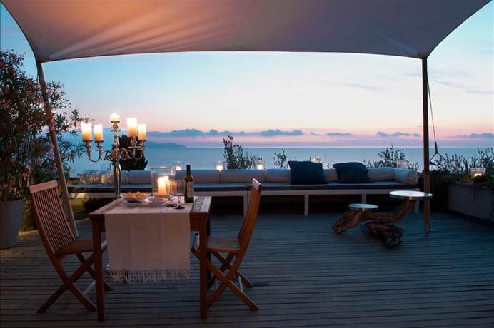 Imagen de la habitación del Favoloso - Argentario Tuscany Stunning Modern Seaside Villa Private Pool Access to Sea. Foto 18