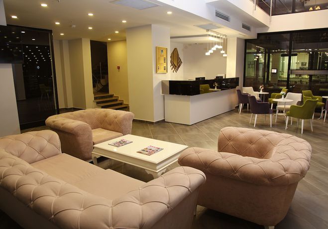 Imagen de los interiores del Favorite Otel. Foto 6
