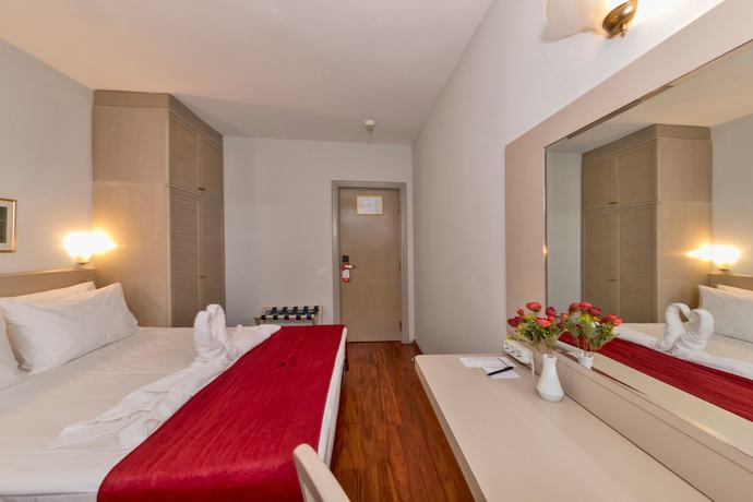 Imagen de la habitación del Febor Park Hotel. Foto 6