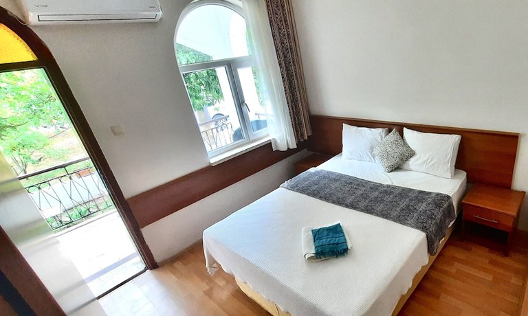 Imagen de la habitación del Felicity Hotel and Bungalows. Foto 8