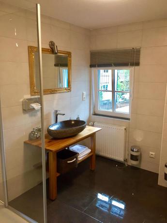 Imagen de la habitación del Fenix Hall. Foto 3