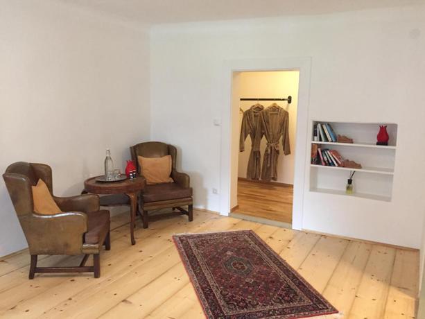 Imagen de la habitación del Fenix Hall. Foto 5