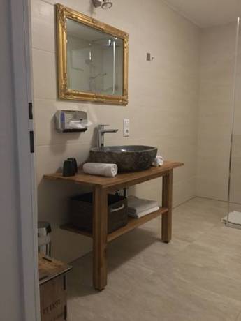 Imagen de la habitación del Fenix Hall. Foto 8