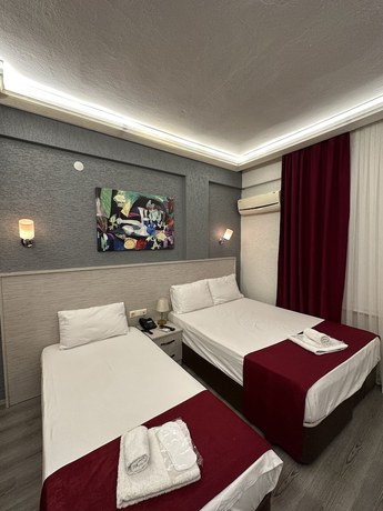 Imagen de la habitación del Ferah Hotel, Araklı. Foto 8