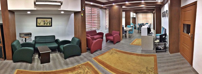 Imagen de los interiores del Ferah Hotel, Araklı. Foto 20