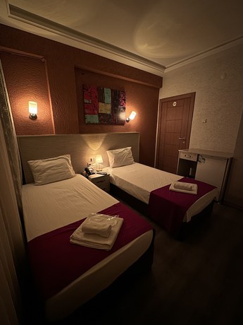 Imagen de la habitación del Ferah Hotel, Araklı. Foto 14