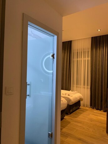 Imagen general del Ferah Hotel, İneg&ouml;l. Foto 7
