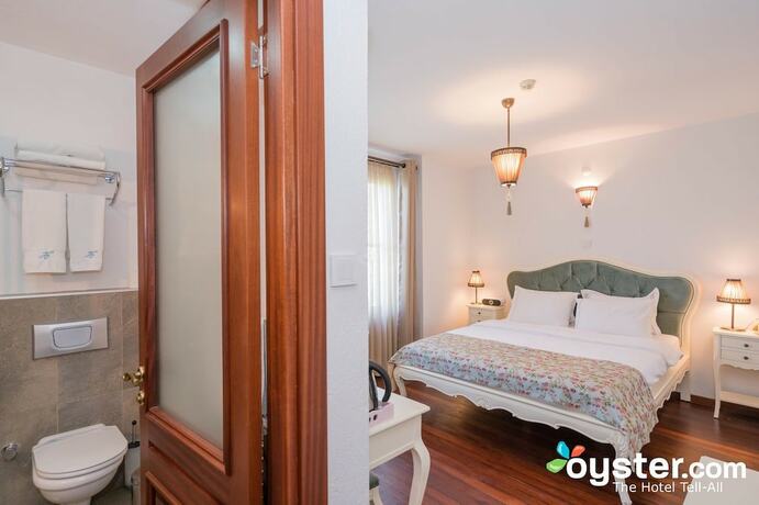 Imagen de la habitación del Ferahi Evler Otel. Foto 13