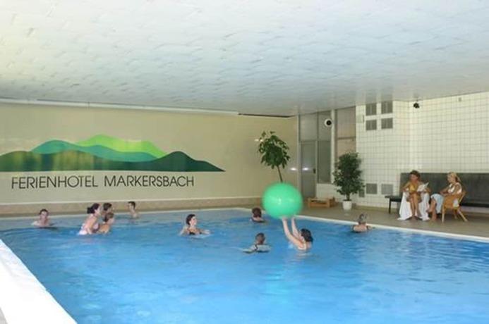 Imagen de la piscina del Ferienhotel Markersbach. Foto 10