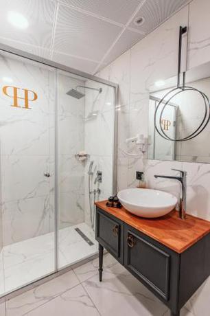 Imagen de la habitación del Ferman Port Hotel. Foto 5