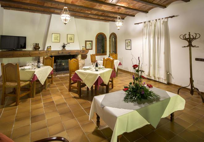 Imagen del bar/restaurante del Finca Es Carb&oacute;. Foto 2