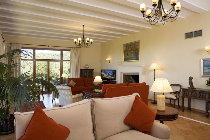 Imagen de los interiores del Finca La Fronda. Foto 10