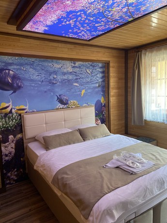 Imagen de la habitación del Findikoglu Hotel. Foto 7