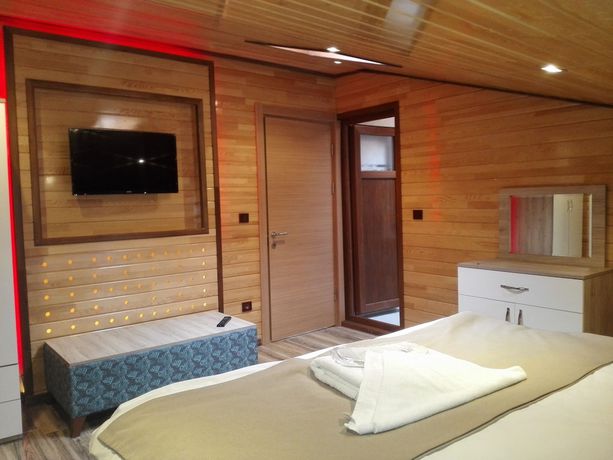 Imagen de la habitación del Findikoglu Hotel. Foto 14