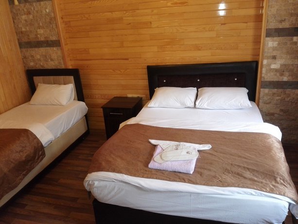 Imagen de la habitación del Findikoglu Hotel. Foto 15