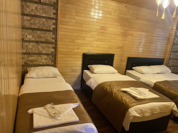 Imagen de la habitación del Findikoglu Hotel. Foto 18