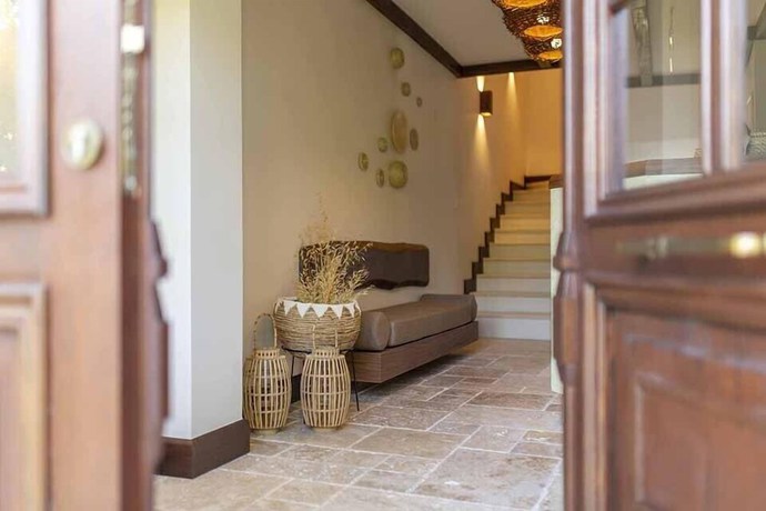Imagen de los interiores del Finka Hotel. Foto 19
