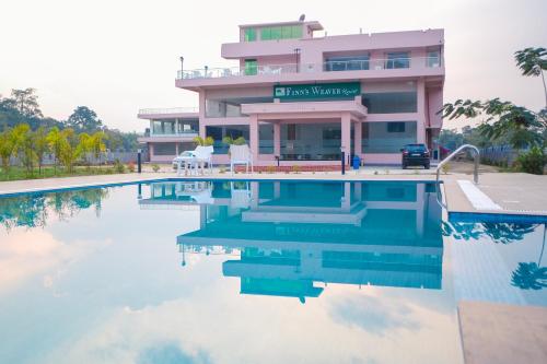 Imagen general del Finn\'s Weaver Resort. Foto 16