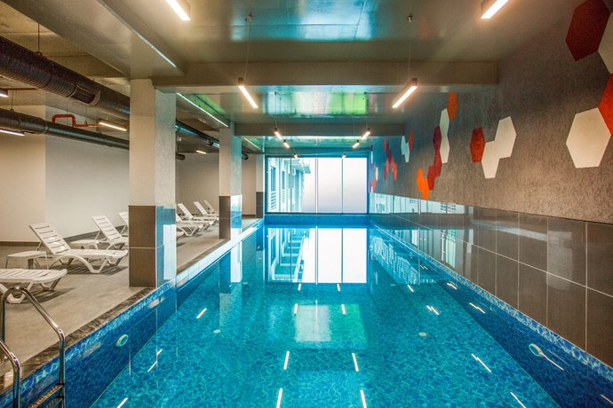 Imagen de la piscina del First Joy Hotel. Foto 20