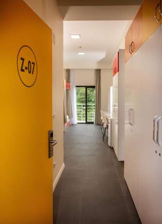 Imagen de la habitación del First Joy Hotel. Foto 15