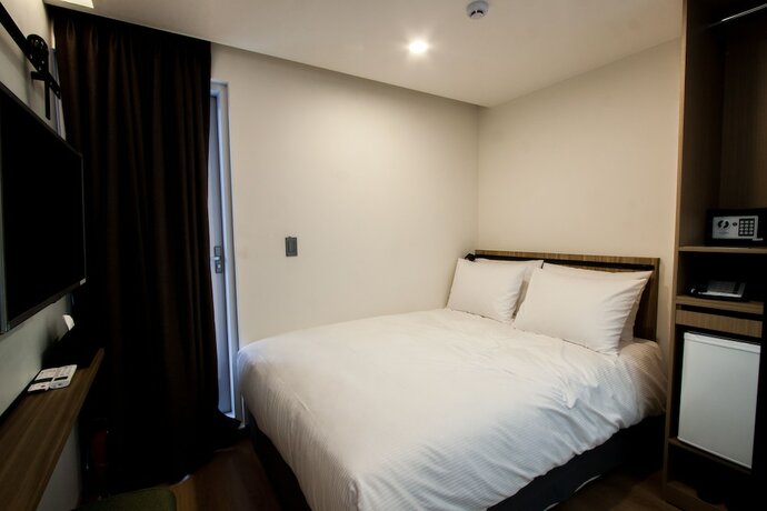 Imagen de la habitación del First Stay Hotel Tawny Owl. Foto 4