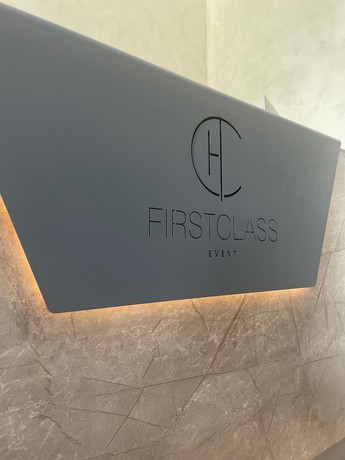 Imagen de los interiores del Firstclass Event and Hotel. Foto 10