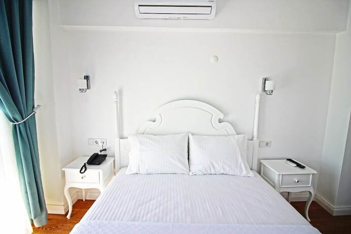 Imagen de la habitación del Fitoz Otel. Foto 17
