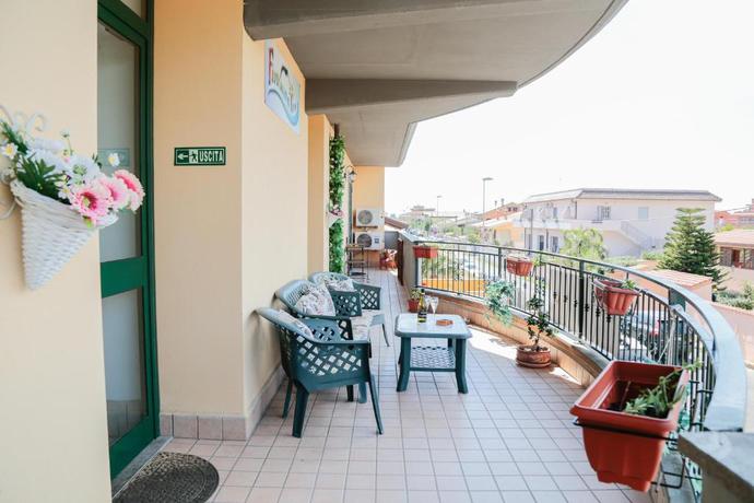 Imagen de los exteriores del Fiumicino Inn. Foto 12