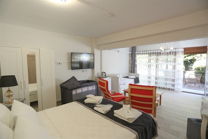 Imagen de la habitación del Fizzio Alacati Hotel. Foto 7