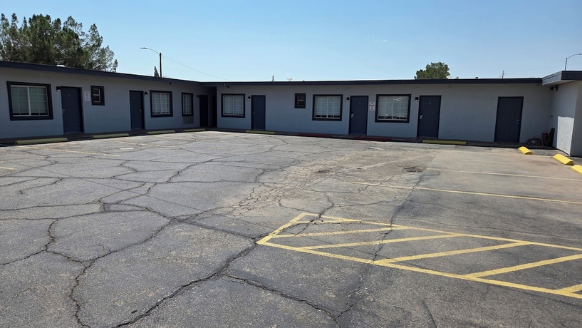 Imagen de los exteriores del Flamingo Motel. Foto 10