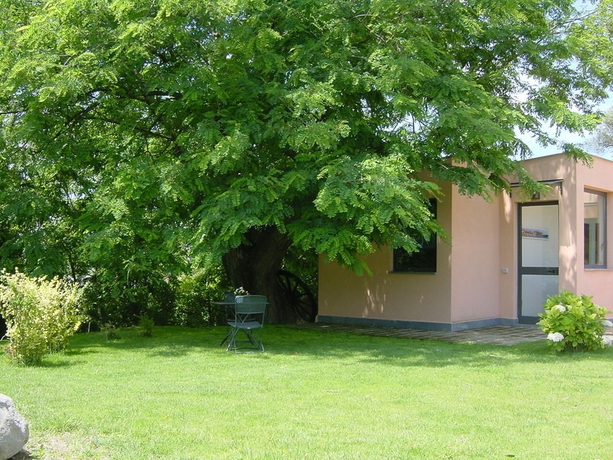 Imagen de los exteriores del Flegrea House - Casa Rosa. Foto 3