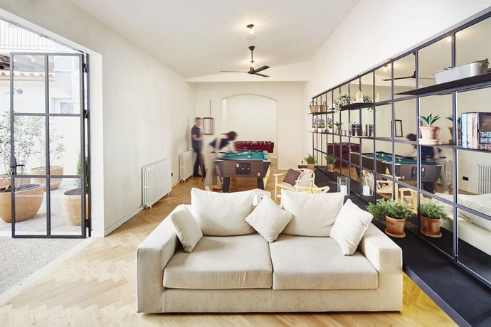 Imagen general del Fleming Hostel Albergue Juvenil. Foto 7