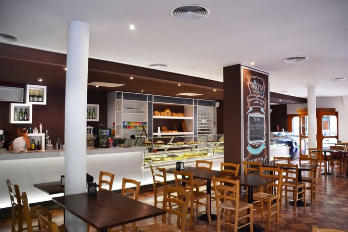 Imagen general del Fleming Hostel Albergue Juvenil. Foto 10