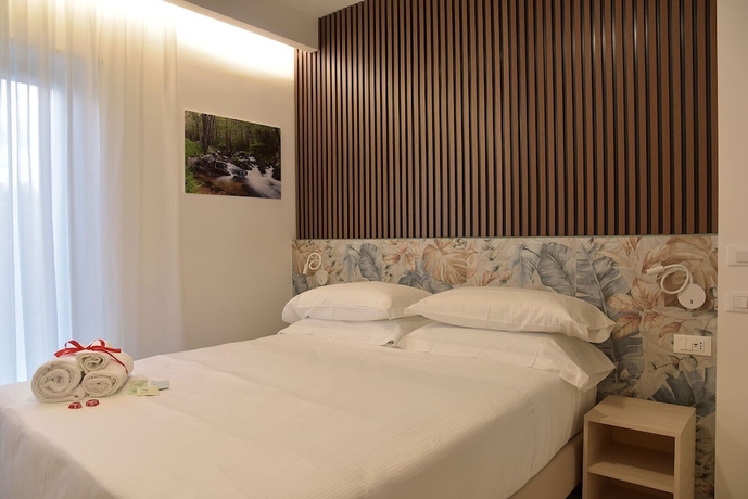 Imagen de la habitación del Floris Hotel, Rende. Foto 10