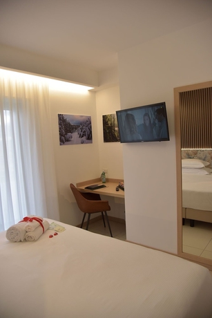 Imagen de la habitación del Floris Hotel, Rende. Foto 13