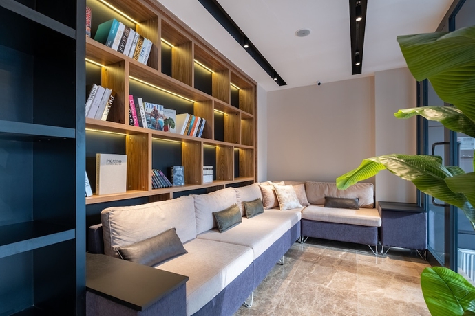 Imagen de los interiores del Fly Point Airport Hotel. Foto 15