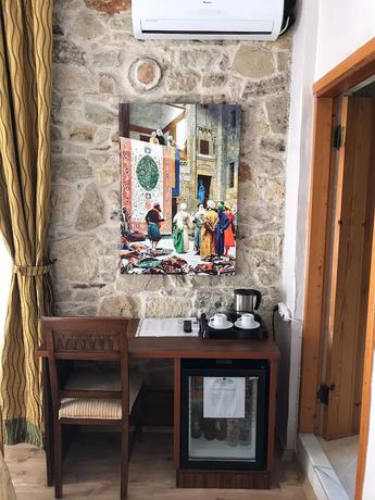 Imagen de la habitación del Foca Antik Hotel. Foto 5