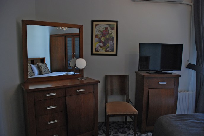 Imagen de la habitación del Foca Antik Hotel. Foto 17