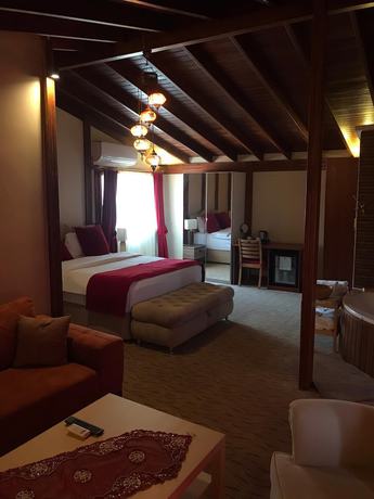 Imagen de la habitación del Foca Antik Hotel. Foto 18