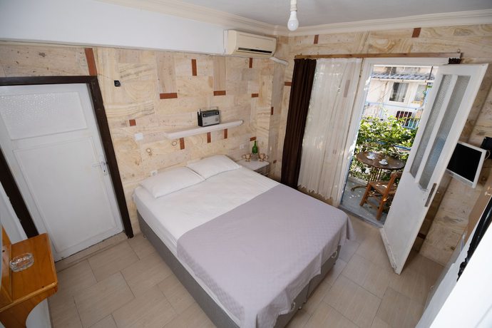 Imagen de la habitación del Foca Ensar Hotel. Foto 7