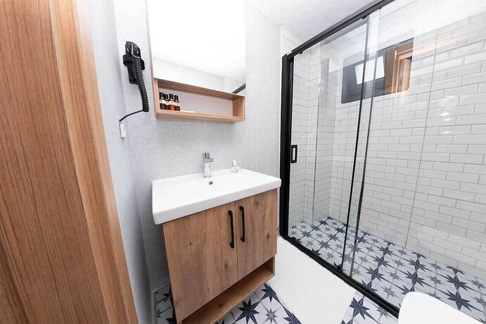 Imagen de la habitación del Foca Kybele Hotel. Foto 17