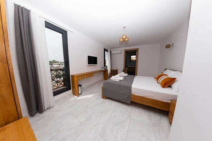 Imagen de la habitación del Foca Kybele Hotel. Foto 20