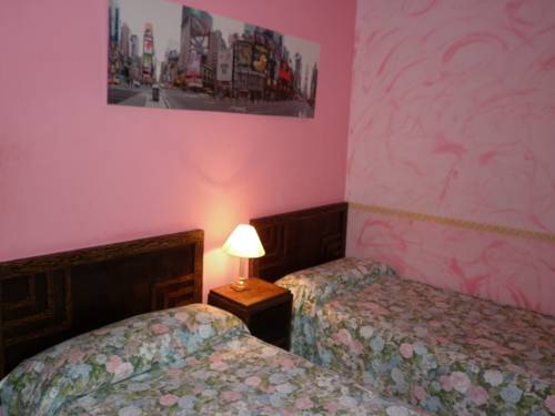 Imagen de la habitación del Fonda Cerdanya. Foto 7