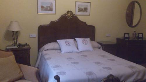 Imagen de la habitación del Fonda La Plaza. Foto 16