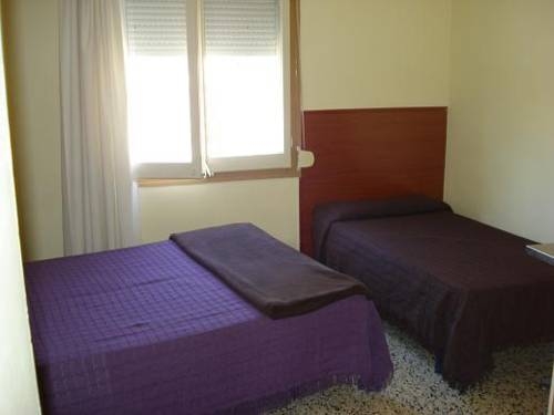 Imagen de la habitación del Fonda Montserrat. Foto 3