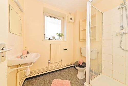 Imagen general del For Students Only - City Living Ensuites and Private Rooms with Shared Bathroom at St Andrews Garden. Foto 2