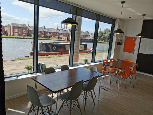 Imagen general del For Students Only Cosy Private Ensuites at The Towpath in Chester. Foto 6