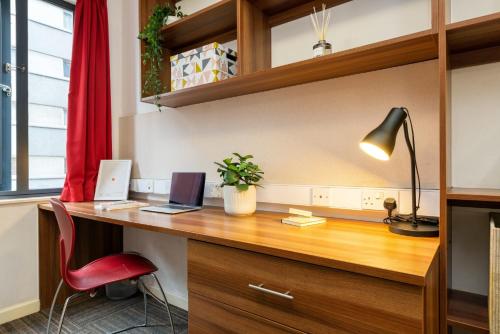 Imagen general del For Students Only - Private Ensuite Rooms with Shared Kitchen at Bagot Street Student Accommodation. Foto 1