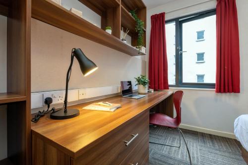 Imagen general del For Students Only - Private Ensuite Rooms with Shared Kitchen at Bagot Street Student Accommodation. Foto 16