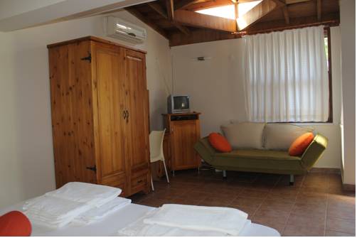 Imagen de la habitación del Ford Hotel. Foto 2